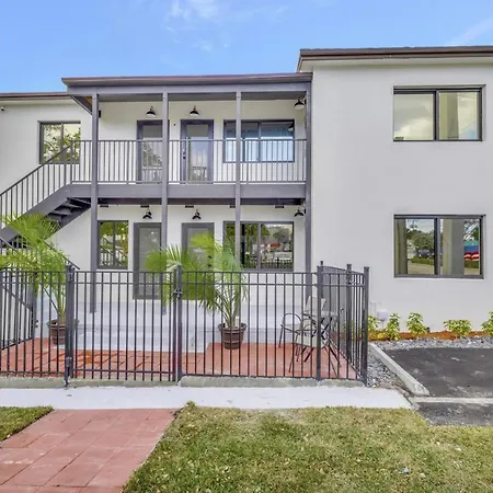 Studio Right Off Las Olas - Steps To Ftl Beach 2C